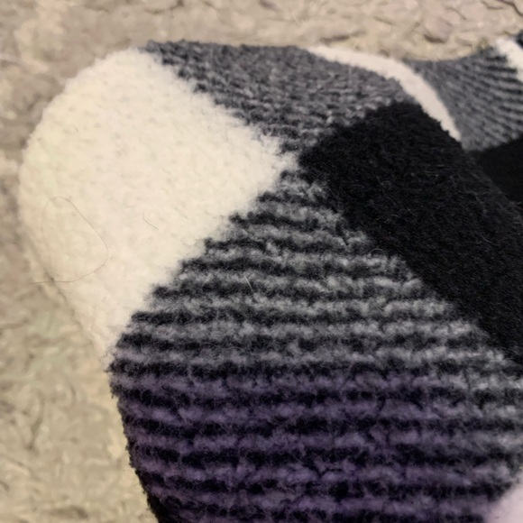 Old Navy Checkered Fleece - Picture 2 of 2